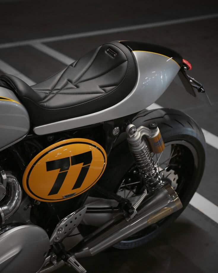 triumph thruxton rs caferacer tamarit byakko