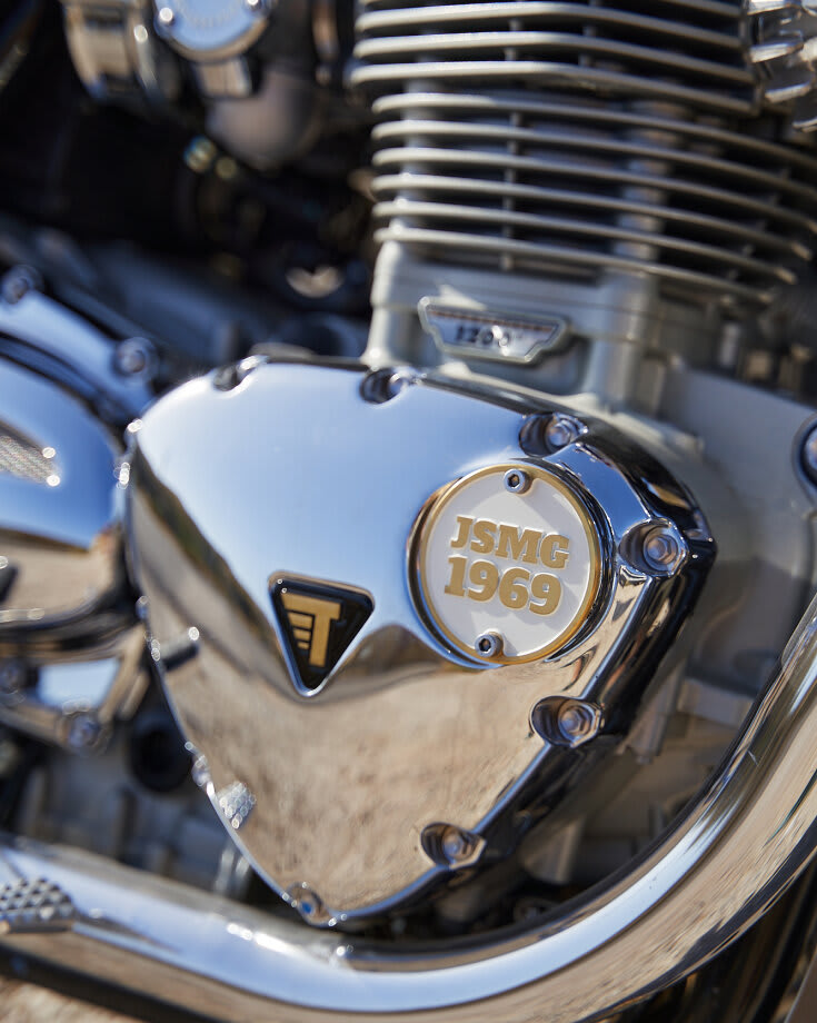 triumph bonneville t100 tracker tamarit phantom