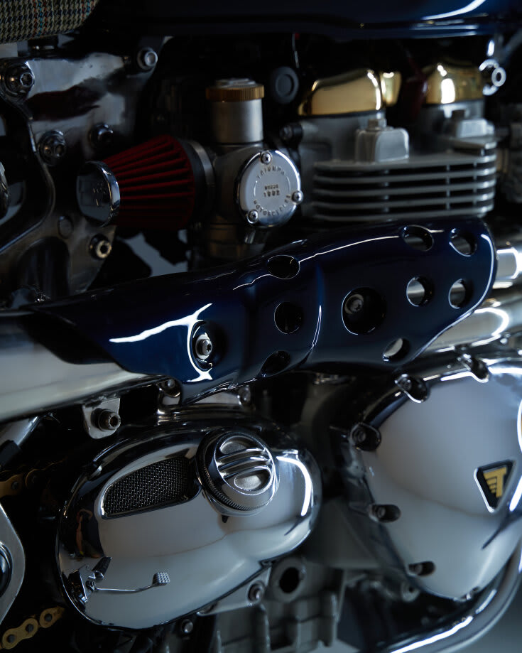 triumph thruxton 1200RS cafe racer tamarit 