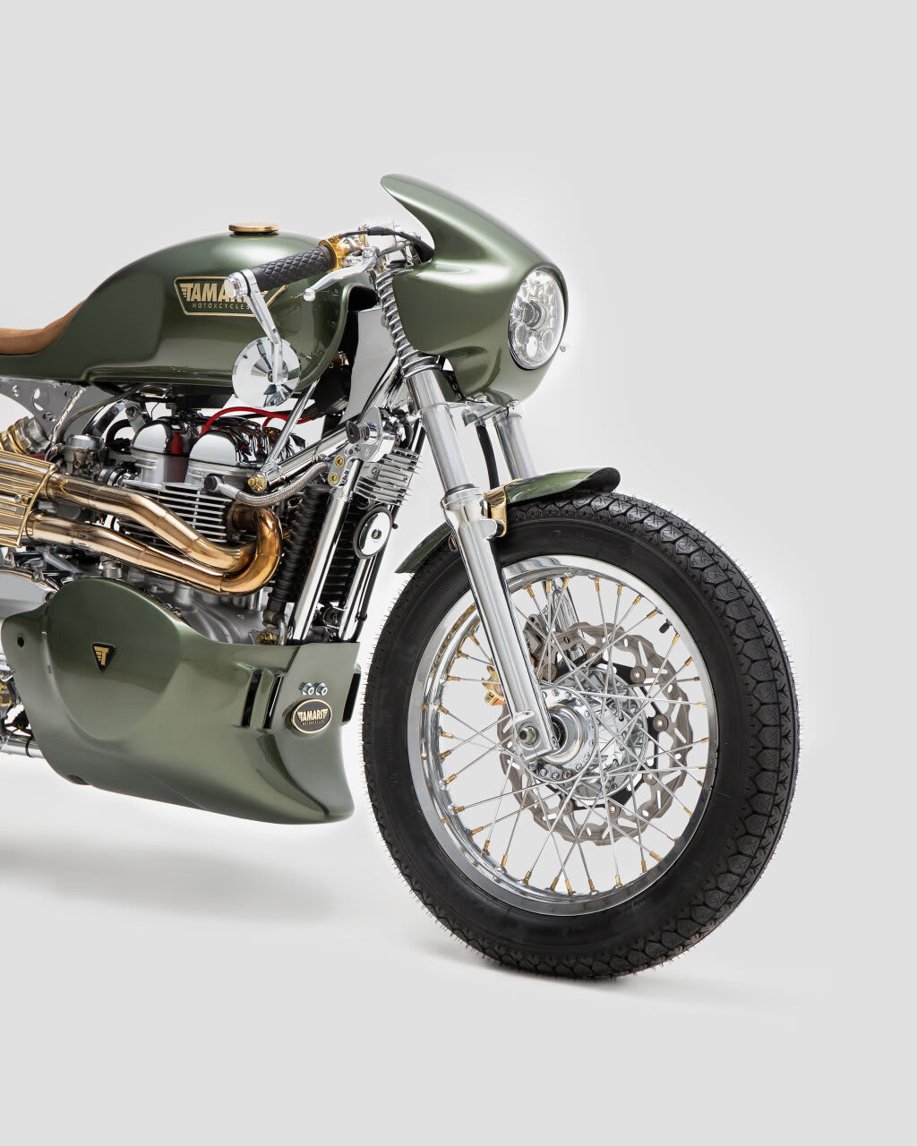 triumph thruxton 900 cafe racer tamarit dr.banner