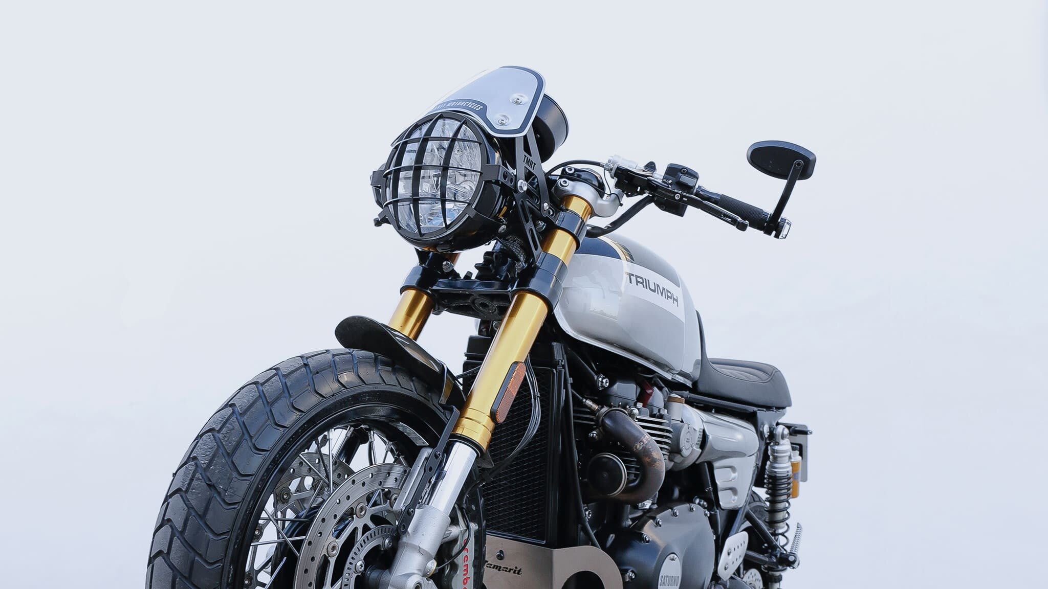 triumph thruxton 1200R cafe racer tamarit saturno