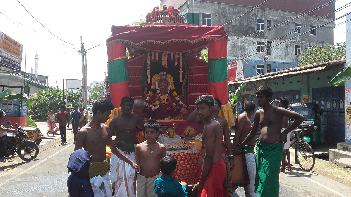 Vannai-Vaitheeswaran-Swamy-chariot-festival-4