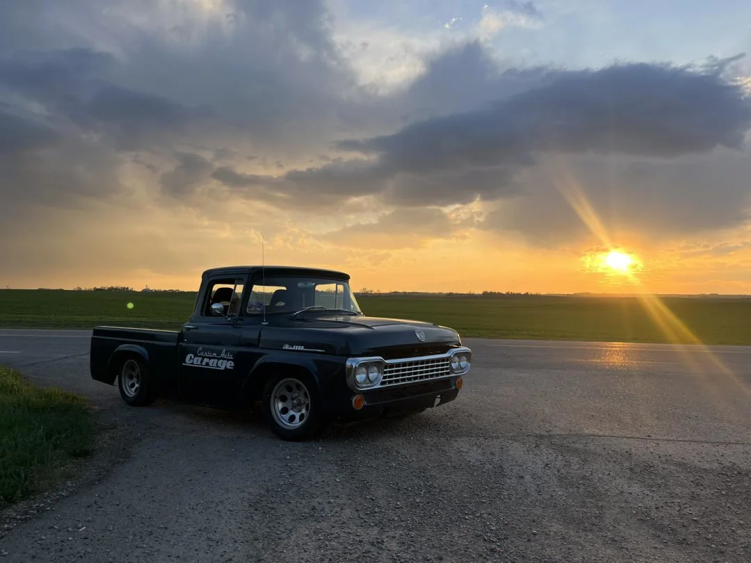 Ford F-100