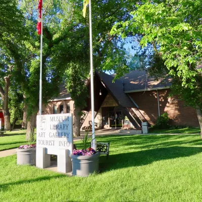 Welcome to Shaunavon! We’re so glad you stopped by!