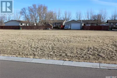 760 Kelly Drive - Listing # SK992511 main thumbnail
