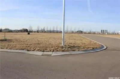 755 Kelly Drive - Listing # SK992507 main thumbnail