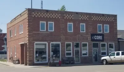 17. Former Campbell Block 401 and 407 Centre Street