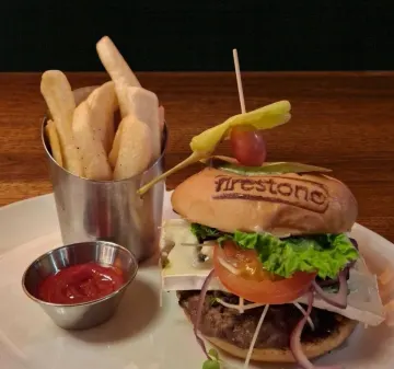 image of BULLRIDER BRIE & MUSHROOM BURGER