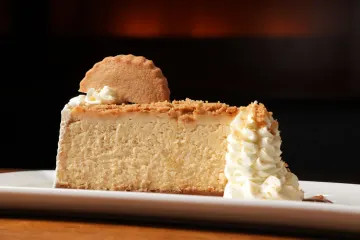 image of BISCOFF COOKIE CHEESECAKE