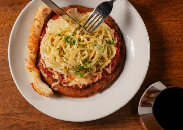 image of CHICKEN PARMESAN "PIZZA STYLE"