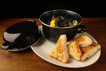 image of FORNO BAKED MUSSELS