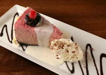 image of WHITE CHOCOLATE RASPBERRY CHEESECAKE