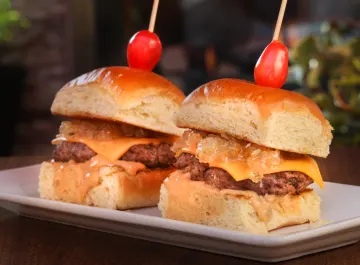 image of MINI CHEESEBURGERS