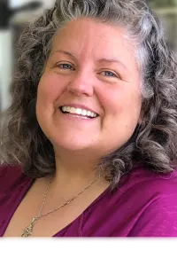 Sandra "Sas" White