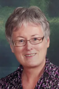 Geraldine VandenHeuvel