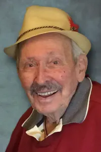 Joe Sr. Gillett
