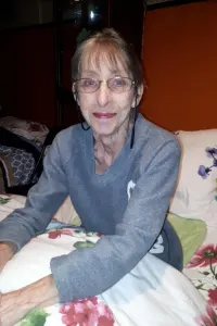 Denise Peirette Larriv e