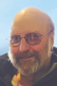 Coe, Larry