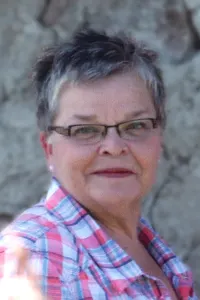 Jolayne Lyons