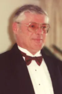 Vernon Leslie Miller