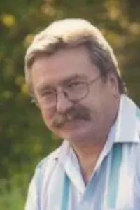 KASIMER (KAS) KOSTEK