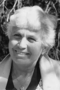 TINA DE GROOT