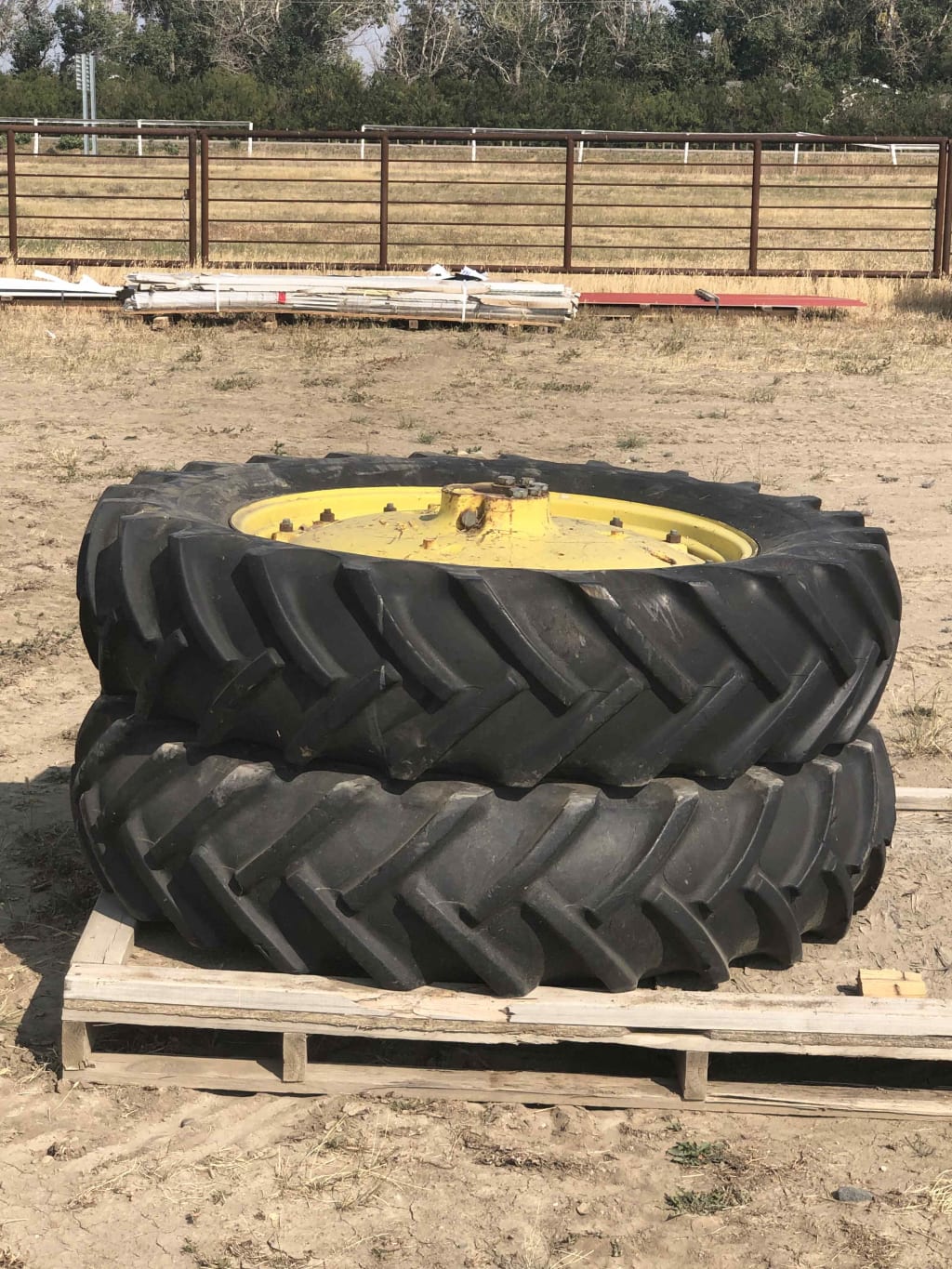 Tractor tires and rims Perlich Bros.