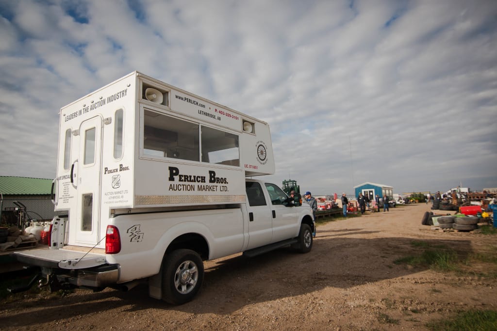 LETHBRIDGE MACHINERY &EQUIPMENT CONSIGNMENT SALE Perlich Bros.