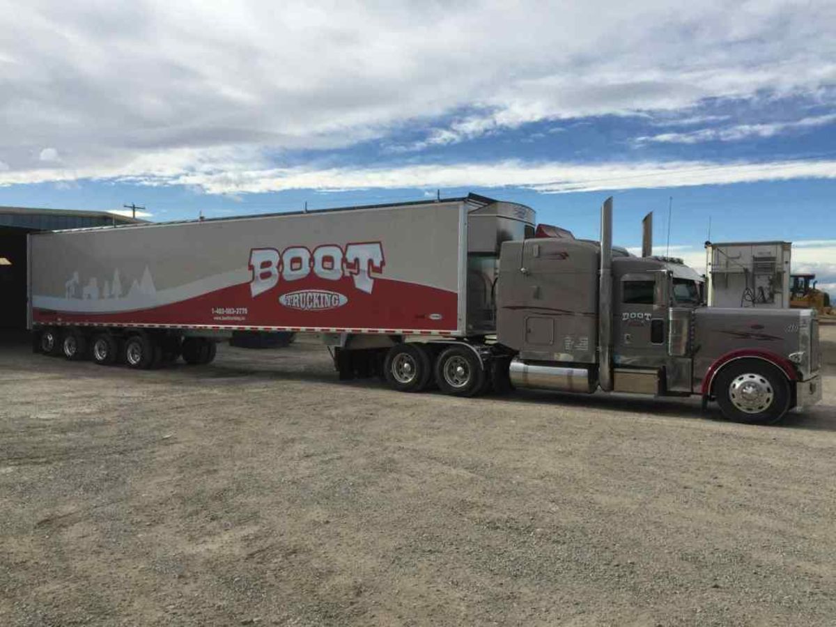 Live Floor trailer