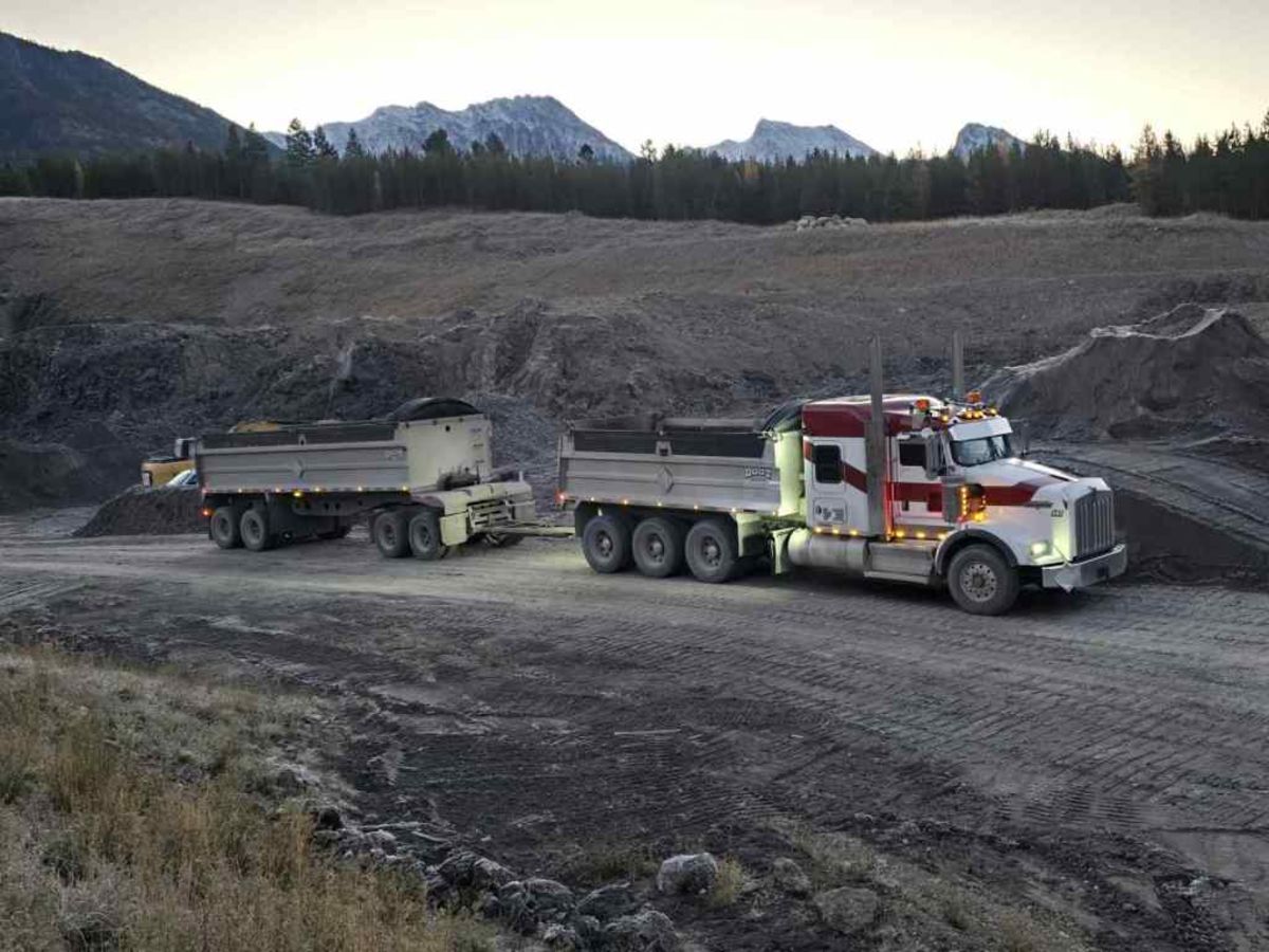 End Dump trailer