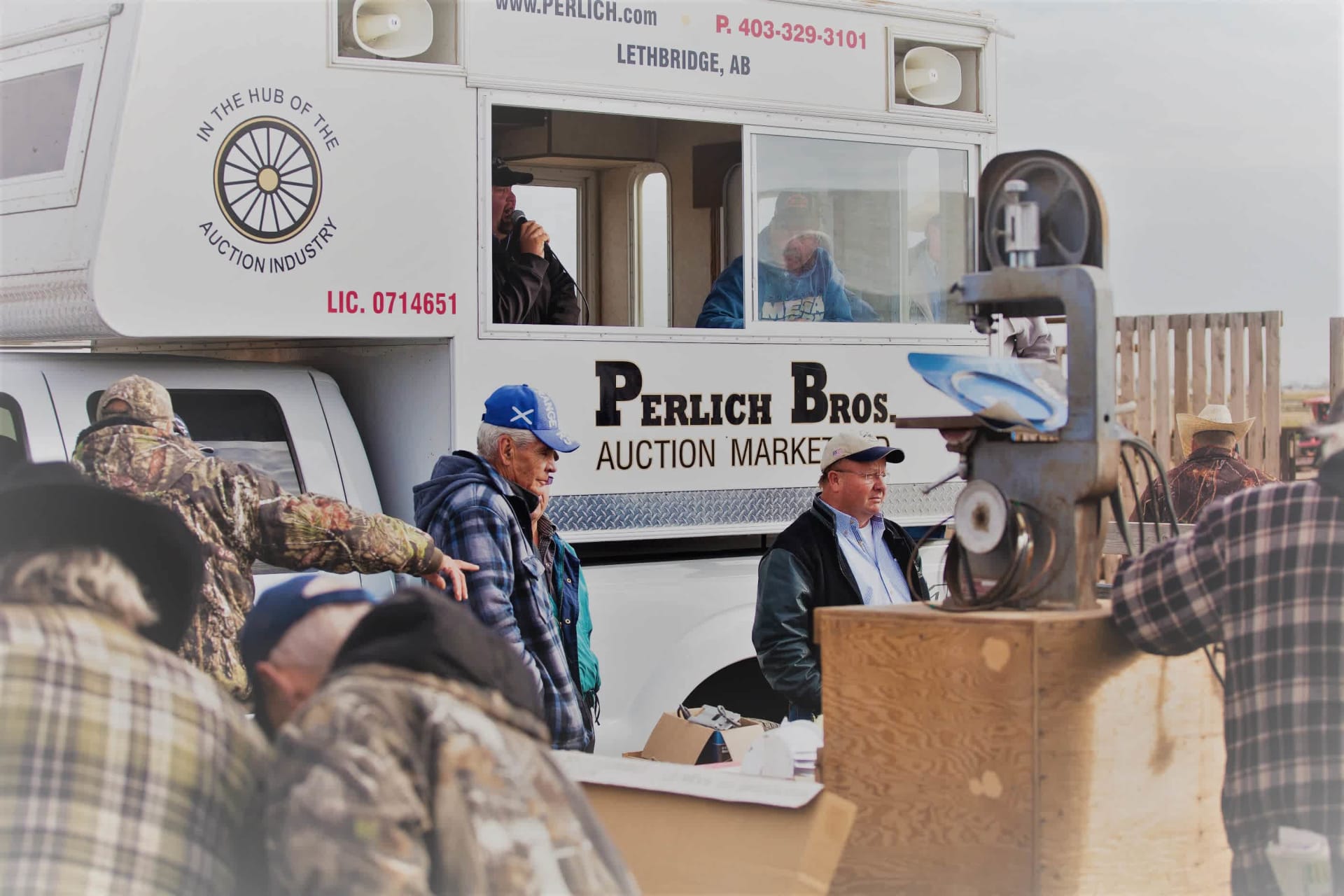 LETHBRIDGE MACHINERY & EQUIPMENT CONSIGNMENT SALE Perlich Bros.