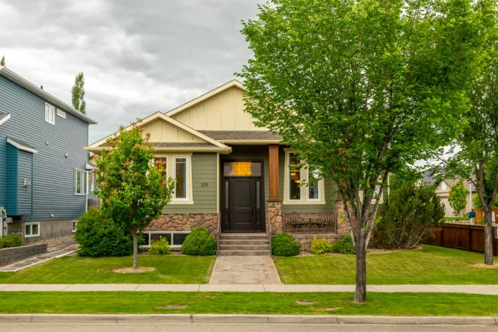 226 Riverstone Blvd W