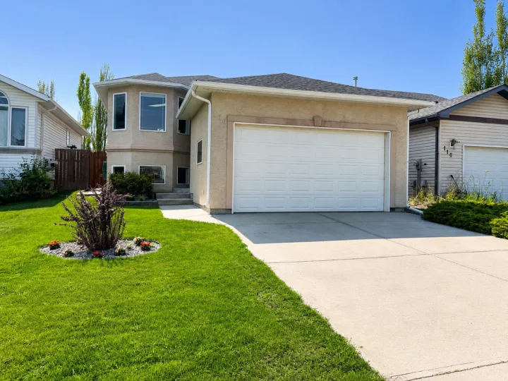 106 Blackfoot Court West