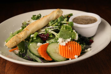 image of FARMERS' MARKET SALAD