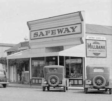 02. Binkley Furniture Company, Ltd. (The Shaunavon Standard) 346 Centre Street