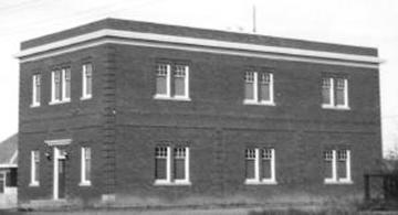 16. Shaunavon Masonic Temple (Darkhorse Theatre Clubroom) 404 1st Street West