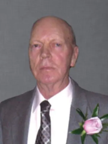 Gustum, Stanley