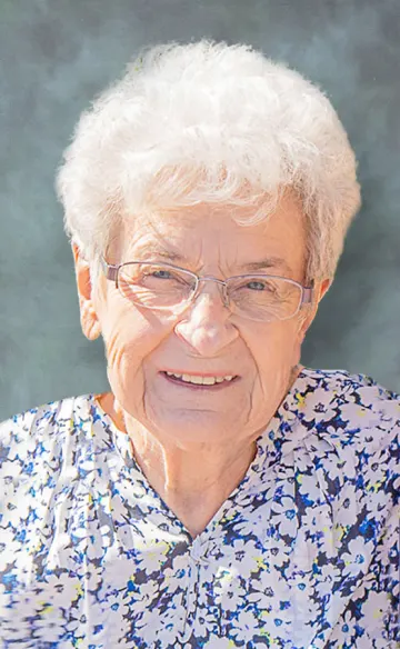 Marlene Beverly Plewes