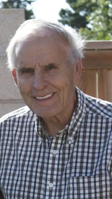 Roger Gordon Rombough