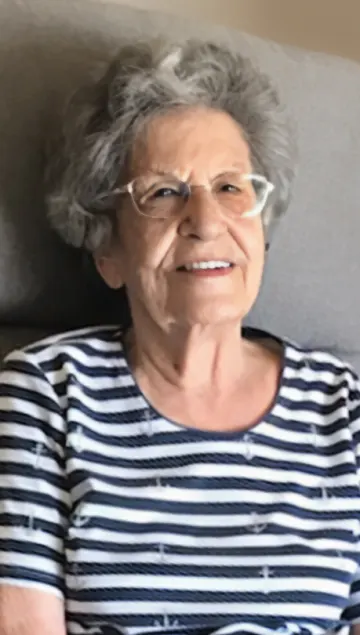 Yvonne "Bonnie" Kirk