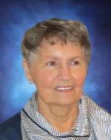 GRACE TUCKER
