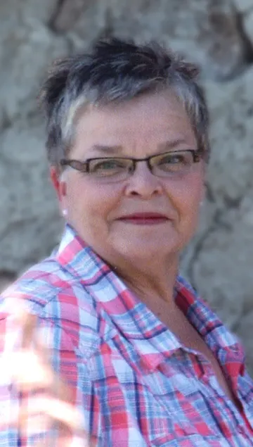 Jolayne Lyons