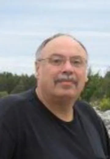 Robert "Bob" Huesken