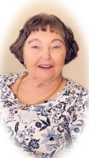 Gizella Anne Vaczy