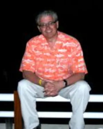 DR. JULIAN RAPHAEL