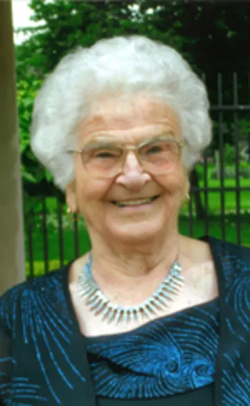 Tonhauser, Julia