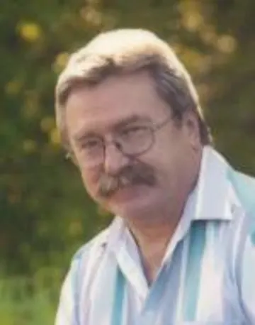 KASIMER (KAS) KOSTEK