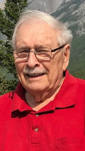 Arthur Loewen
