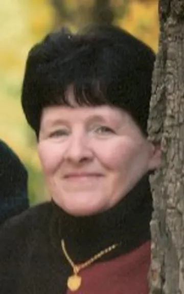 EILEEN McCARTAN