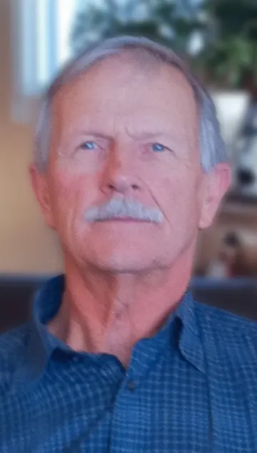 Kenneth Hale